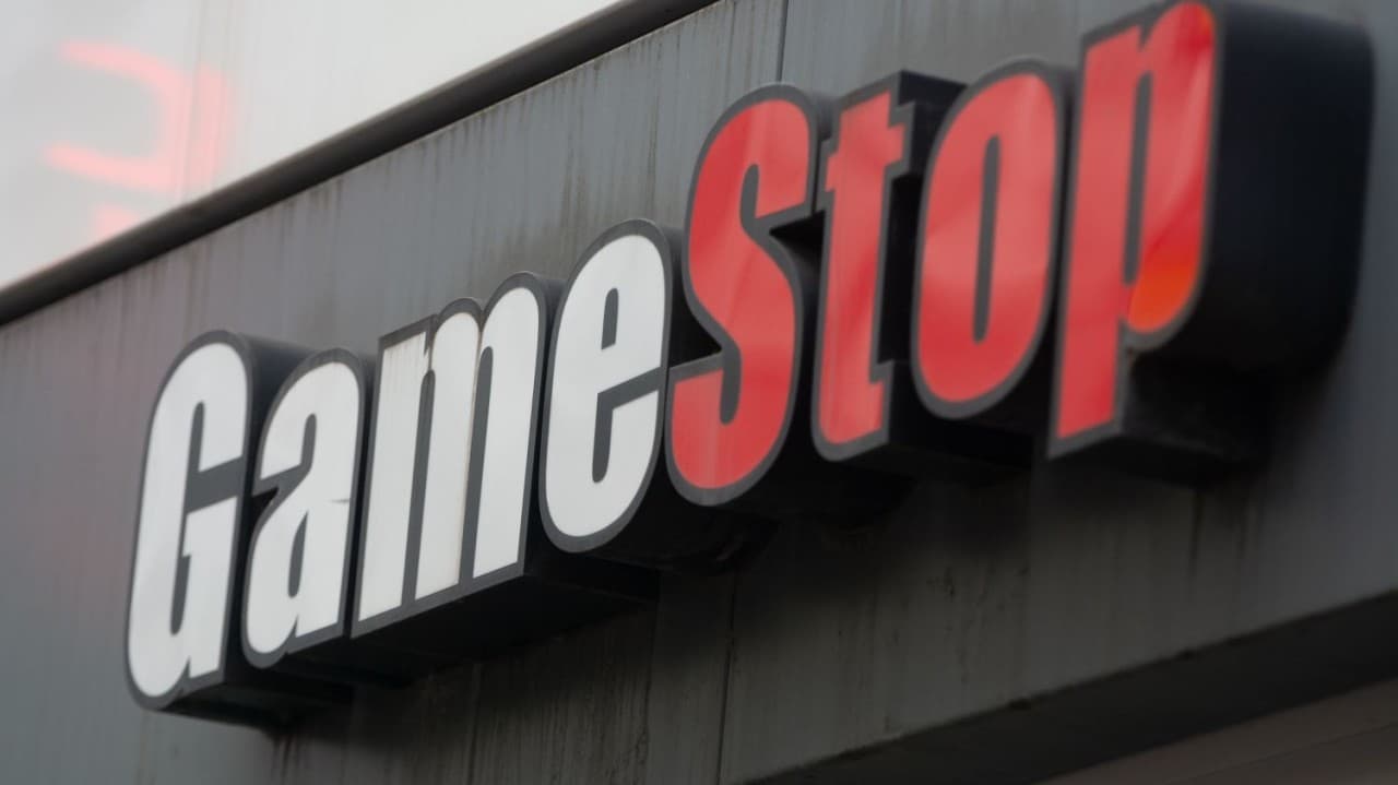 GameStop: When Retail Investors Took on Wall Street